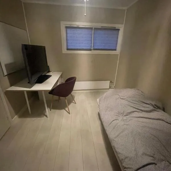 Apartment 15 min by walk from Lørenskog, hotel u gradu 'Lorenskog'