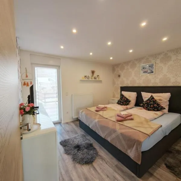 VipStay - Stilvoll und geräumige Apartments mit Terasse oder Balkon, Küche, kostenloses Parken, WLAN, Smart Tv, Hotel in Wiesloch