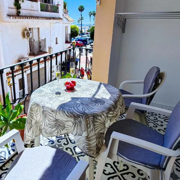 Bonito apartamento en playa de la Carihuela, hotel en Torremolinos