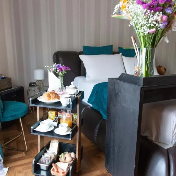 Suite room, hotel v destinaci Aversa
