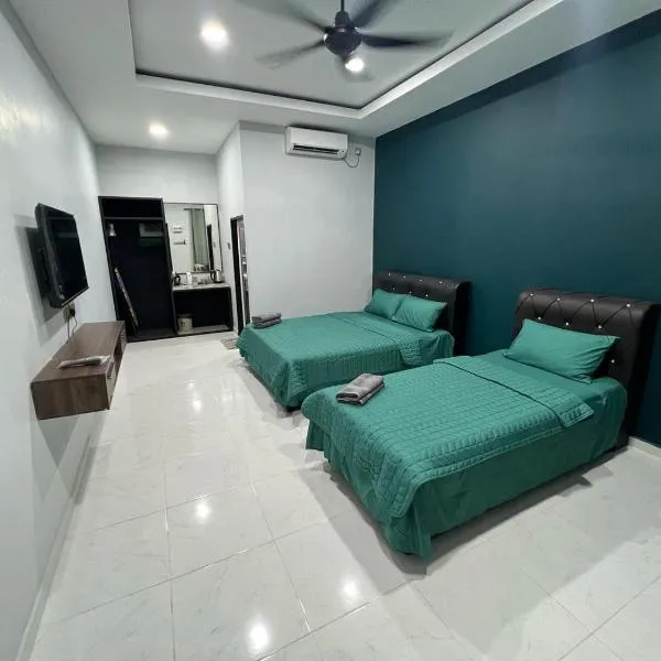 Chenang Private Pool Villa & Cottage, Hotel in Pantai Cenang