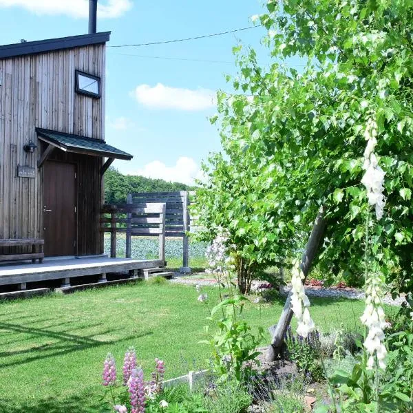 mizuki natural villa, hotel in Higashikawa