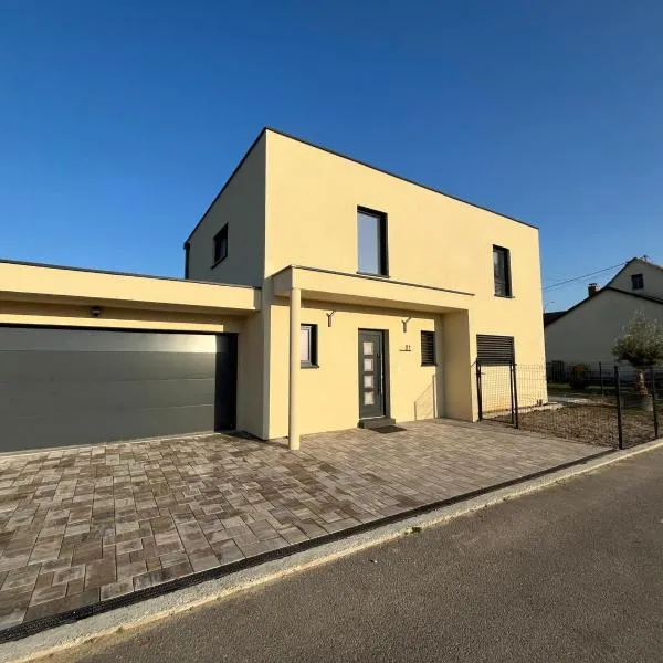 Maison neuve à 8 min de Colmar, hotel in Oberhergheim