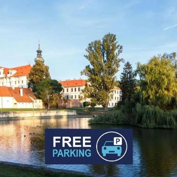 Adalbert Ecohotel, khách sạn ở Prague
