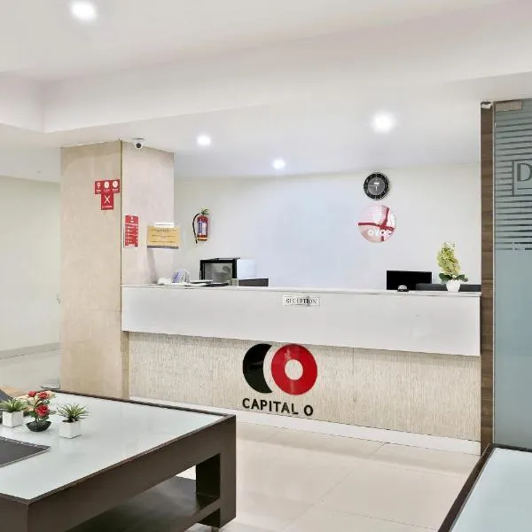 Townhouse Halcyon Deccan Inn Near Shilparamam, hotel v destinaci Kondapur