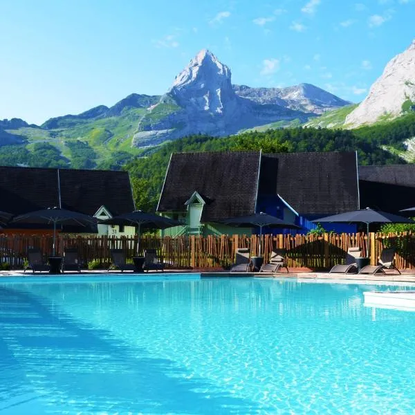 ISKÖ CHALETS-HÖTEL, Col d'Aubisque, hotel v destinaci Gourette