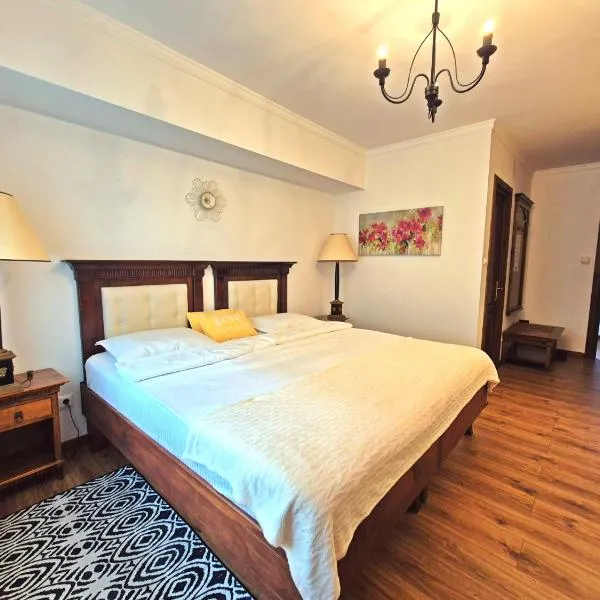 Room 27 @ Arc de Triomphe, hotel din București