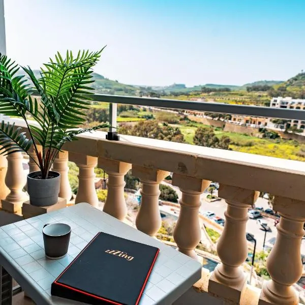 A holiday Home in Gozo Right by the Sea, hotel di Marsalforn