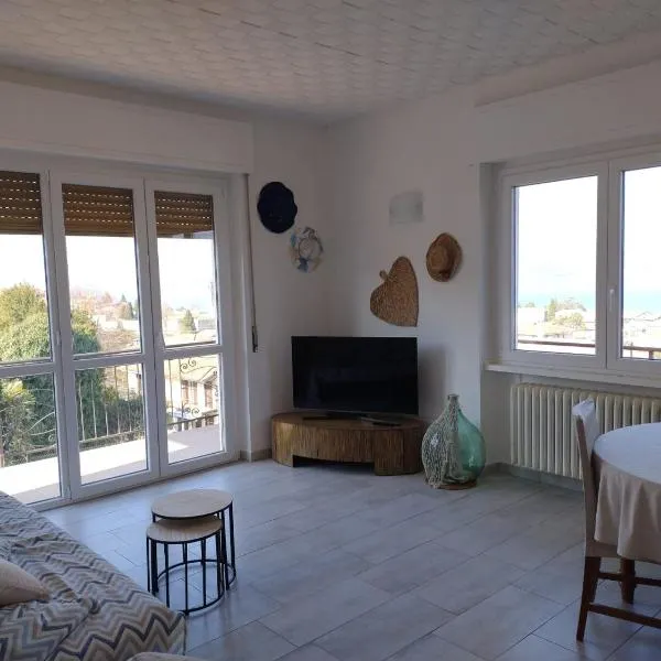 CasaNani – hotel w mieście Germignaga