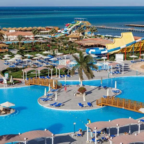 Sunrise Solara Aqua park Resort, hotel a Banī Ghālib