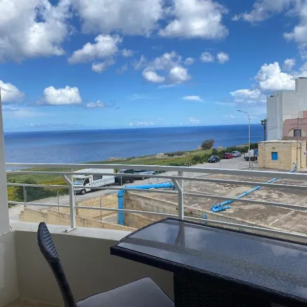 Ocean View Apartment Marsascala, hotel v destinaci Żonqor