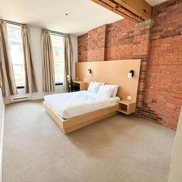 Queen Room at The Franklin Hotel Downtown on Water Street, ξενοδοχείο σε St. John's