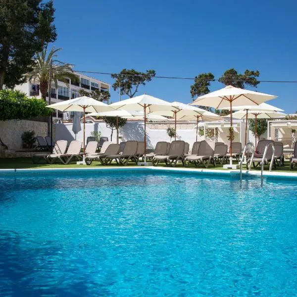 Casual Bahía Ibiza, hotel v destinaci Enseada de San Antonio