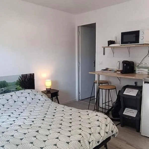 Chambre avec Kitchenette, hotel v destinaci Évran