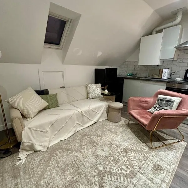 Cosy Hideaway Studio in Walsall, hotel v destinaci Pelsall