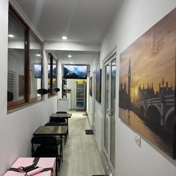Aral Hostel, hotel v destinaci Berat