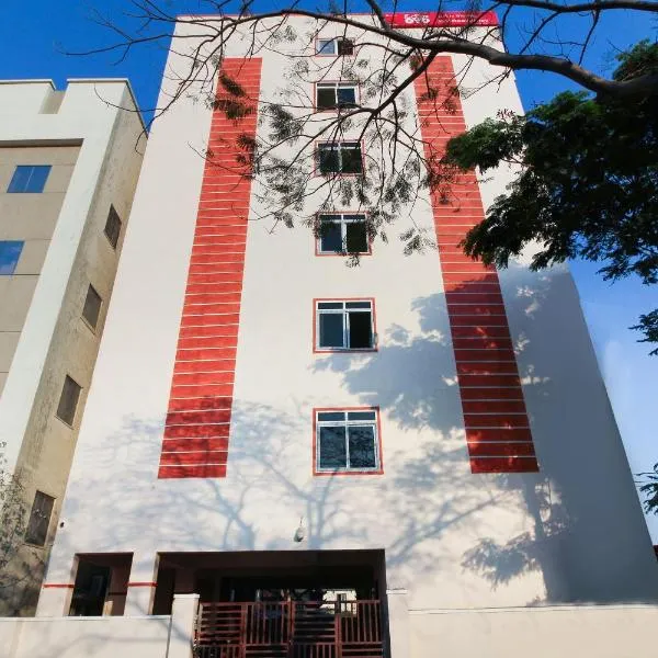 Hotel O S V Residency, hotel v destinaci Lingampalli