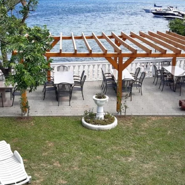 Apartments Gurman, ξενοδοχείο σε Rab
