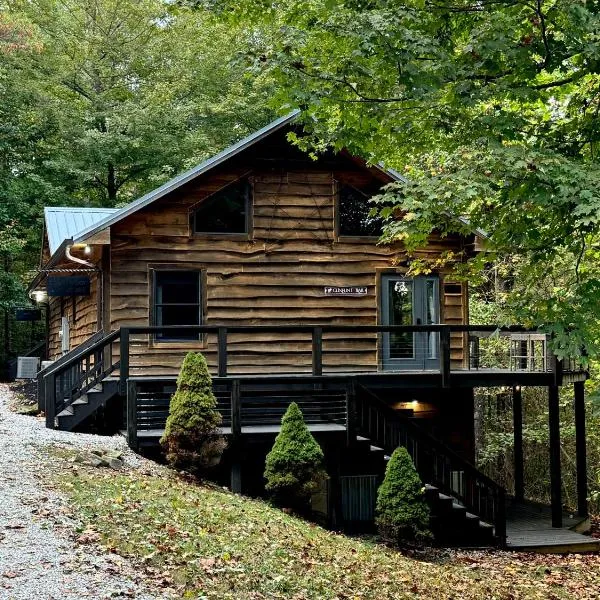 The Treehouse at the Rustic Retreat, hôtel à Nashville