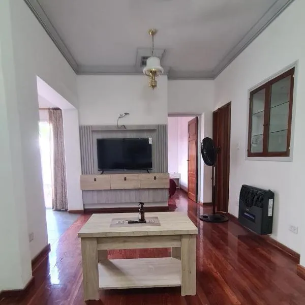 Departamento cálido y rustico!!!, hotel di Mendoza