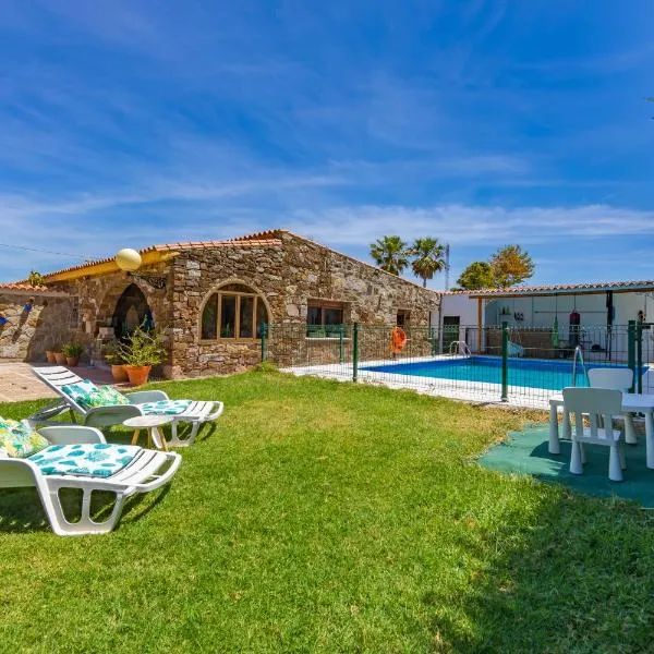 Chalet con piscina privada en Bolonia, hotel v destinaci Tarifa