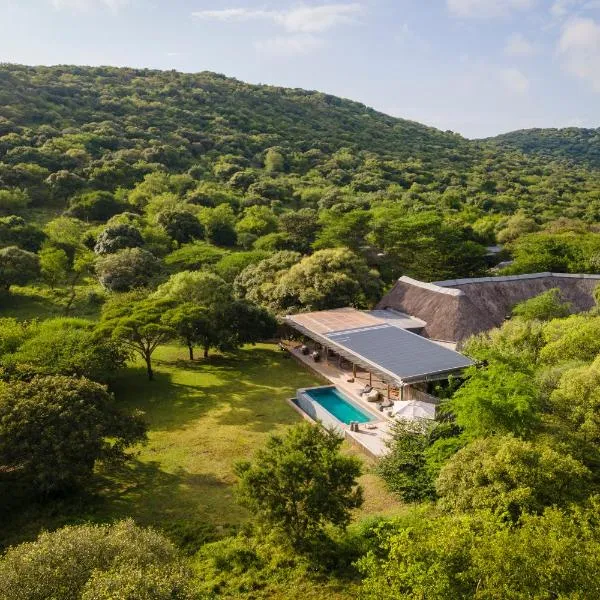 Sungulwane Private Game Lodge, hotel in Hluhluwe