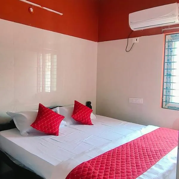 Hotel Jyothi Kumar Royal New, hotel v destinaci Srikalahasti