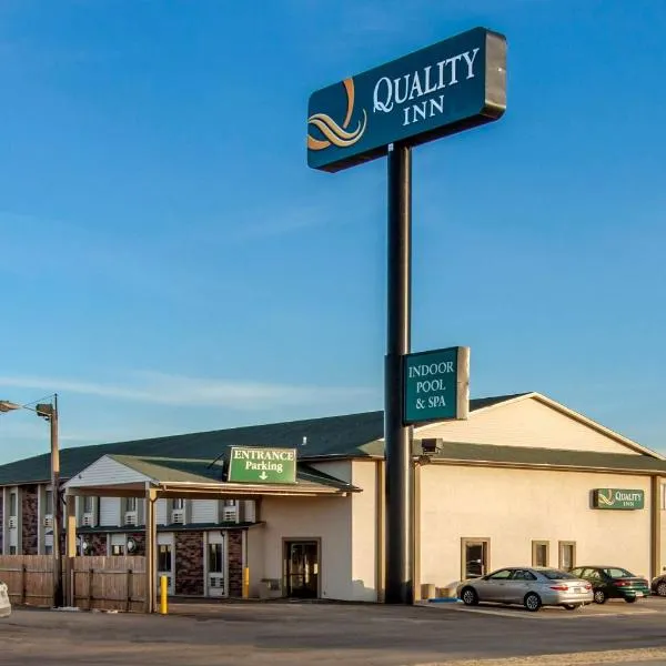 Quality Inn Hays I-70, hotel in Hays