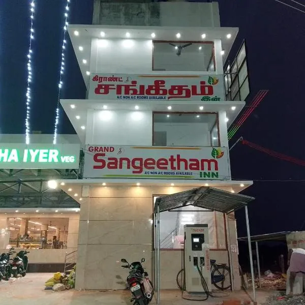 Grand Sangeetham Inn, hotel v destinaci Tiruchchendur