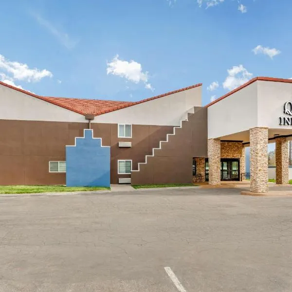 Quality Inn & Suites Vacaville, hotel v destinaci Vacaville