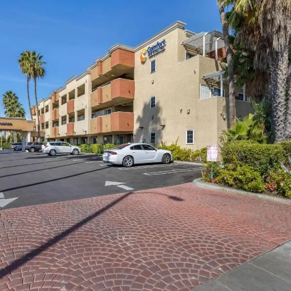 Comfort Inn & Suites Huntington Beach, hotel v destinaci Huntington Beach
