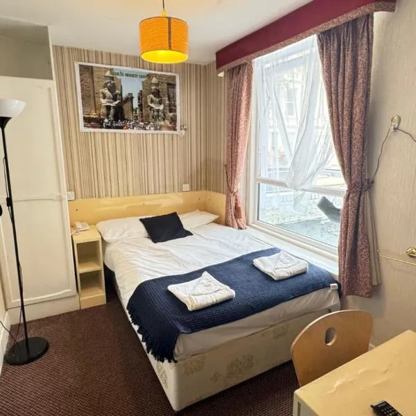 Warwick Road Rooms، فندق في لندن