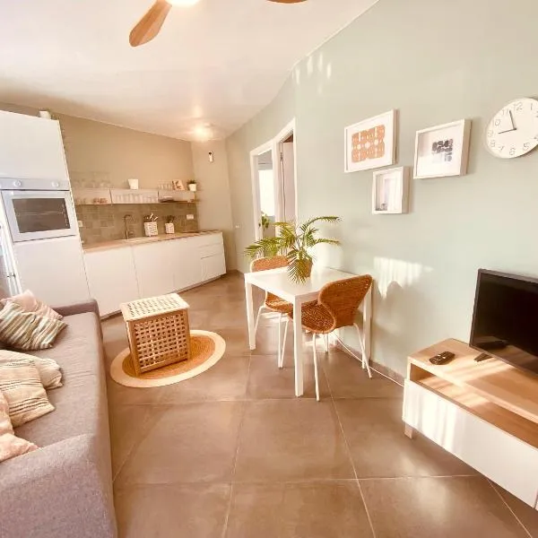 La Casita de la Playa-Bungalow, hotel v destinácii Miami Platja
