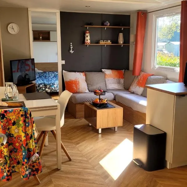 Mobil home 40 m2 Grand Confort, hotel v destinaci Pont-Aven