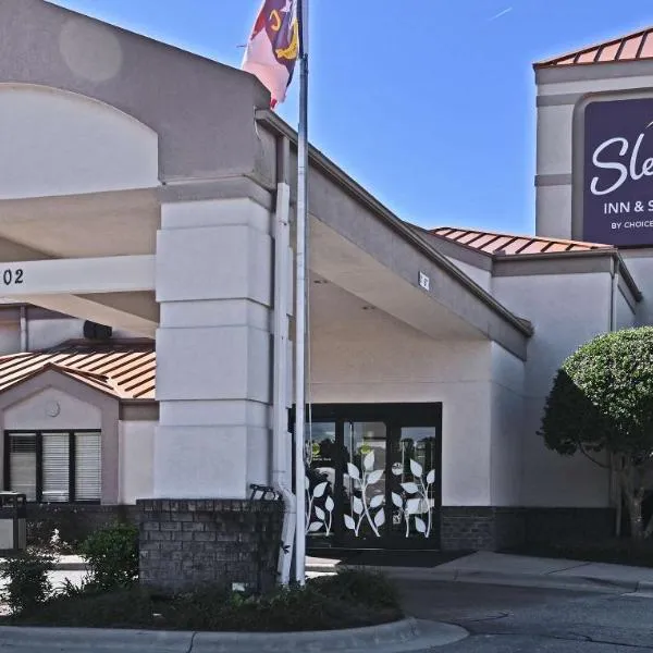 Sleep Inn & Suites Spring Lake - Fayetteville near Fort Bragg, hotel v destinaci Spring Lake