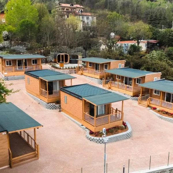 Domvs Glamp, hotel v destinaci Baveno