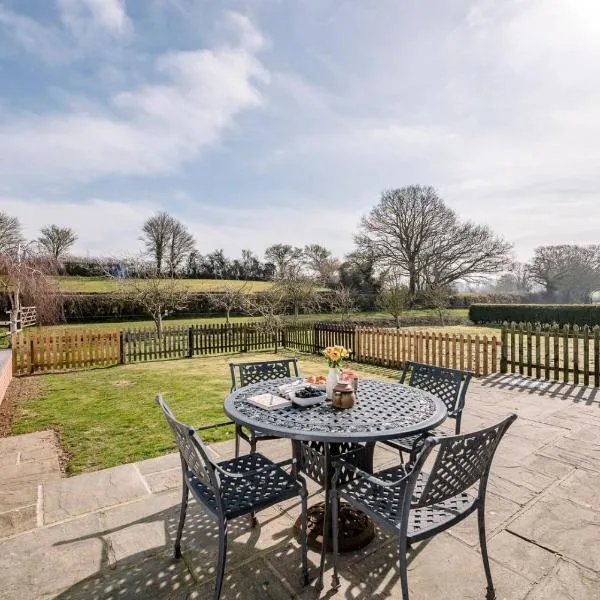 The Old Dairy, Cookley, hôtel à Cookley