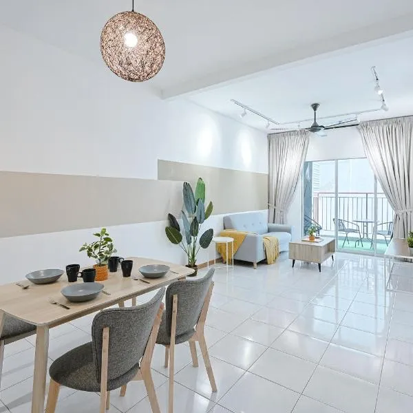 Clover Nest -Cozy & Stylish Studio Retreat- Clover Home 2-03, hotel in Brinchang
