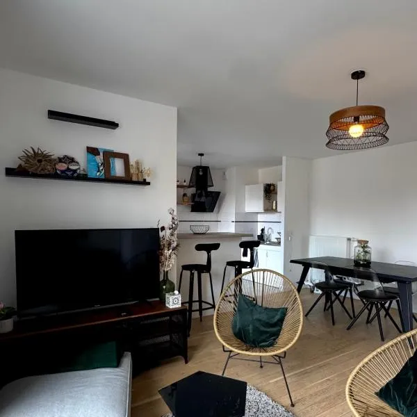 Charmant appartement aux portes de Paris, avec Balcon et Parking, hotel v destinácii Aubervilliers