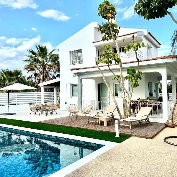 Dream Tropicana Villa - Ayia Napa, Hotel in Agia Napa