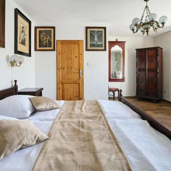 Apartamenty Pod Kalwarią Góra Św Anny, Hotel in Góra Świętej Anny