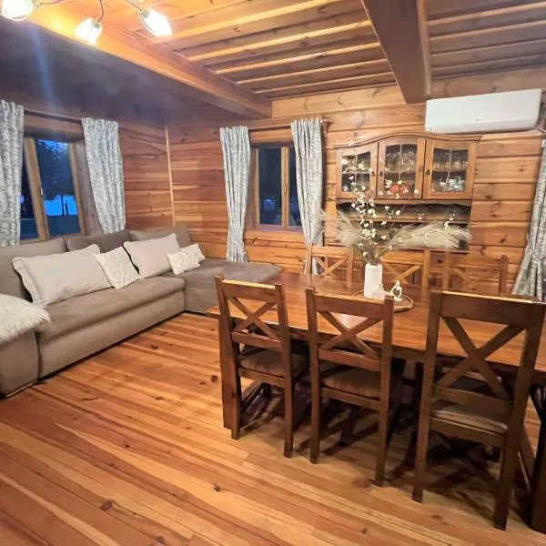 Žaslių sodyba, hotel v destinaci Žasliai