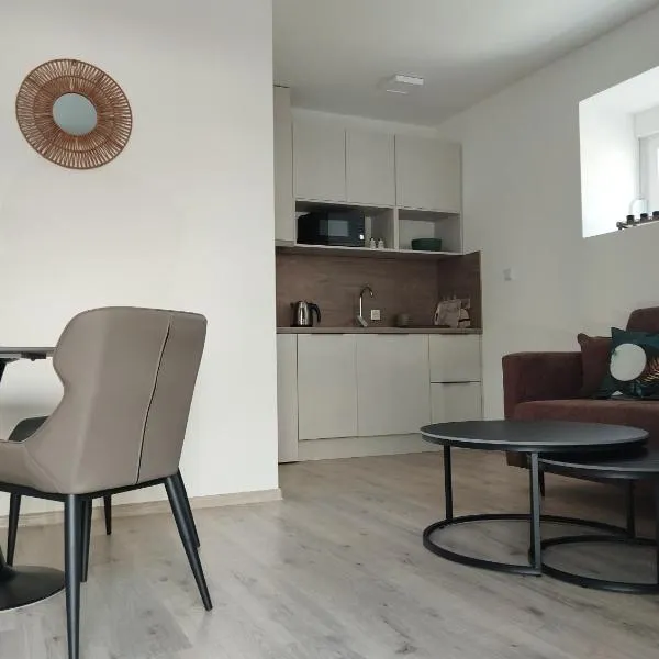 City Pure Sky Apartments, hotel Mostarban