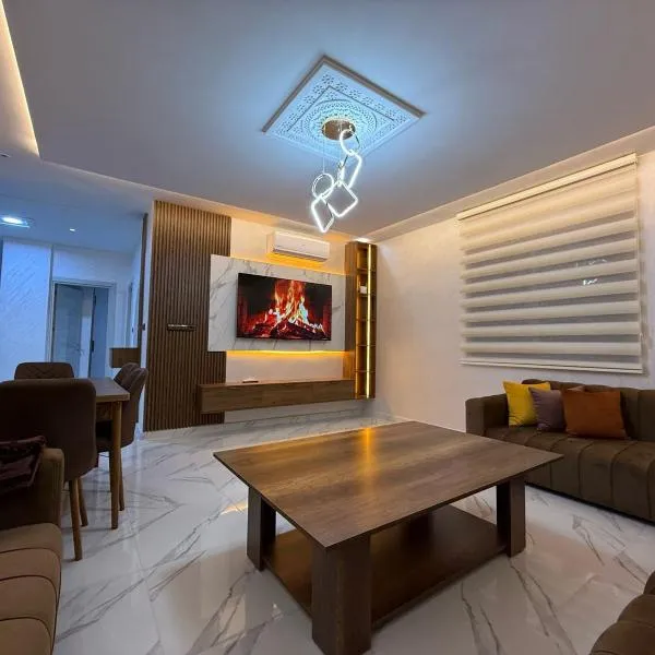 Appartement internationale, hotel v destinaci Udžda