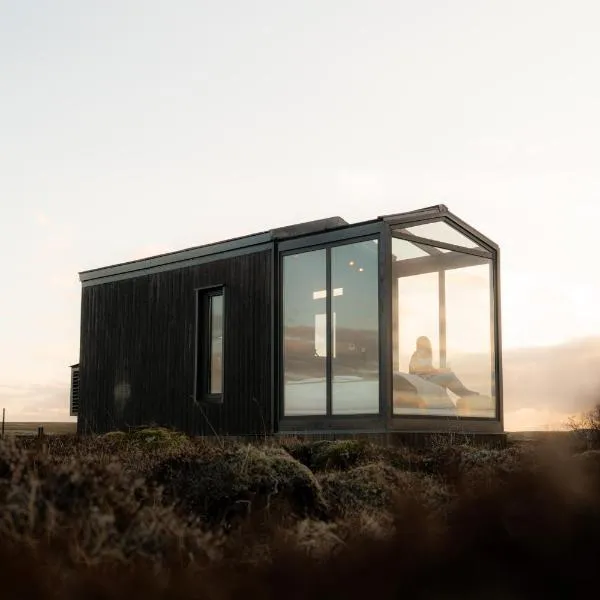 Tiny Glass lodge Experience The Nature, hotel v destinaci Selfoss