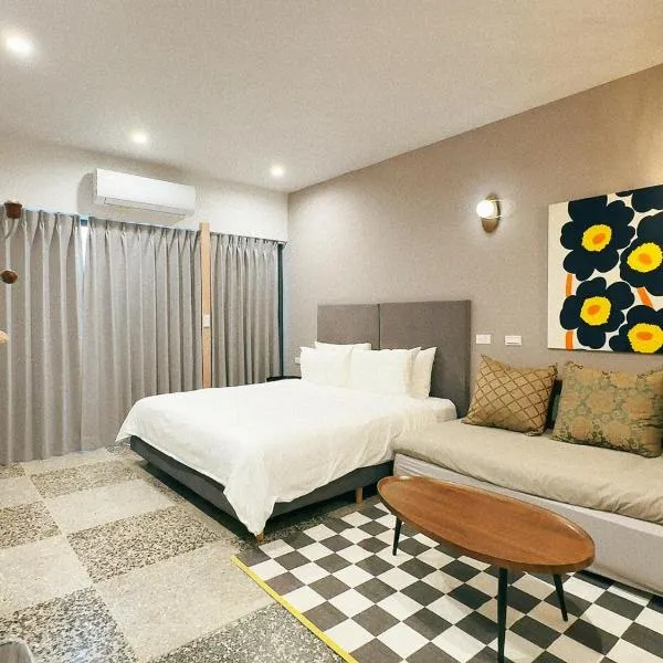 Fu Yu, hotel in Ch'ih-k'an-lou