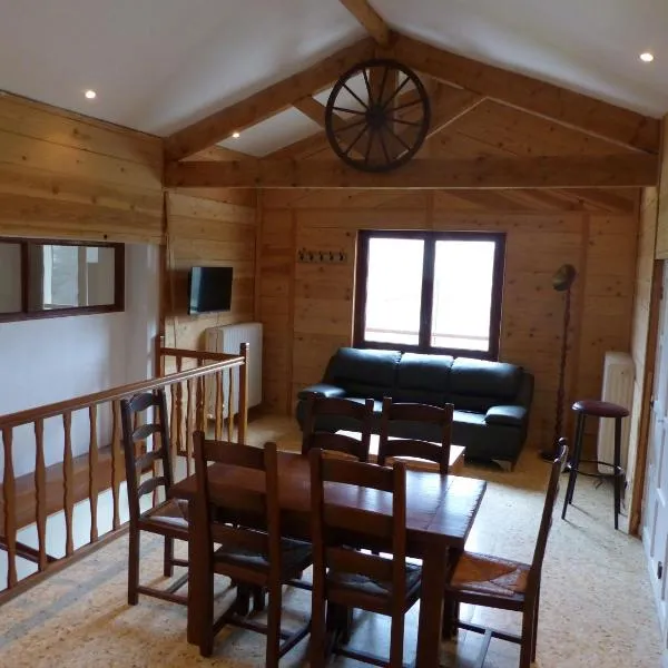 Les 3 vallées 2, ξενοδοχείο σε Séranon