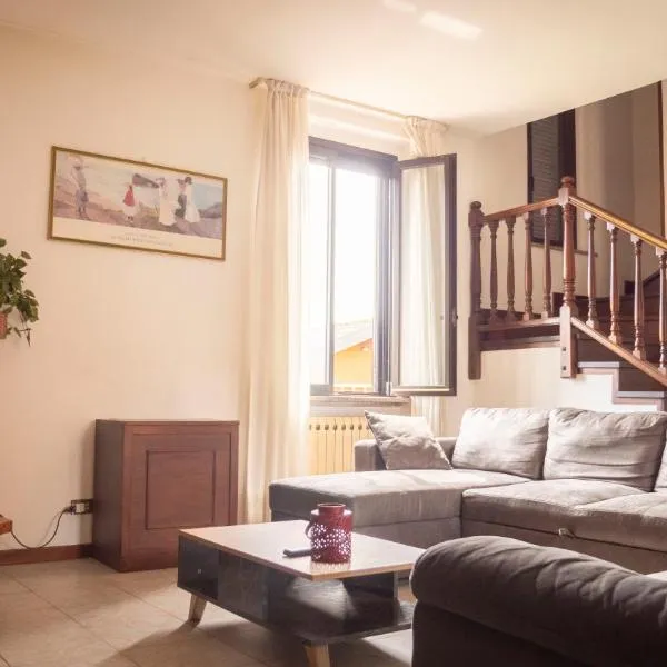 Casa di Alice, hotel en Angera