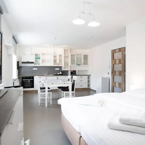 Amenity Apartmány Perná, hotel v destinaci Perná
