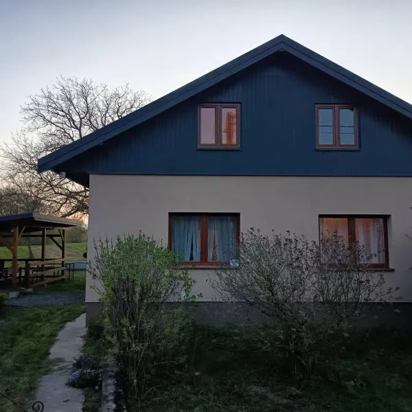 Chata na hradzi, hotel v destinaci Lekárt